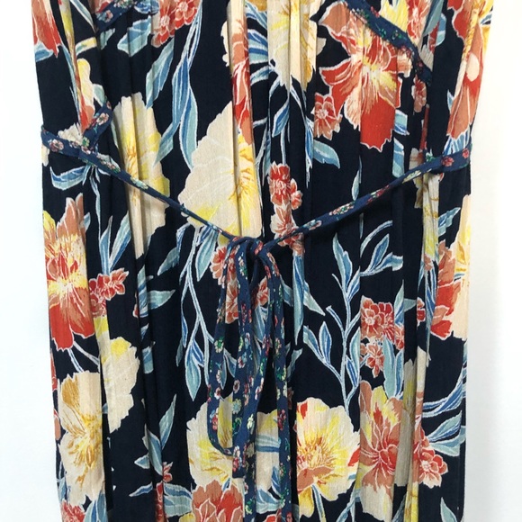 Beachy maxi sundress, tropical floral print size M, flowy Target botanical - Picture 4 of 6